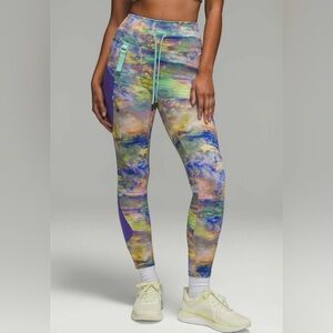 Lululemon Leggings Cargo Super High Rise Hiking Tight 25"' size 4